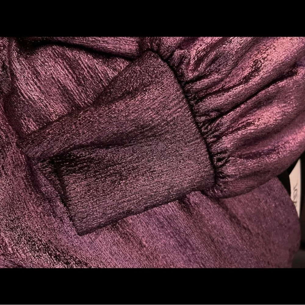 NWT 12th Tribe Purple Shimmer Crop Top - Picture 3 of 4